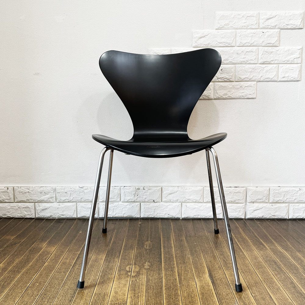 フリッツハンセン Fritz Hansen セブンチェア ダイニングチェア ブラック ラッカー再塗装 アルネ・ヤコブセン デンマーク スタッキングチェア 北欧家具 現状品 ◎