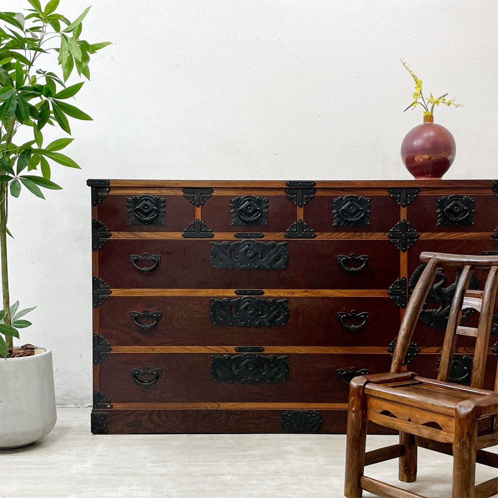 岩谷堂箪笥 鳳凰 六尺整理箪笥 ワイドチェスト 欅 拭漆 南部鉄器 伝統工芸 民芸家具 W169cm 鍵欠品 和家具 ●