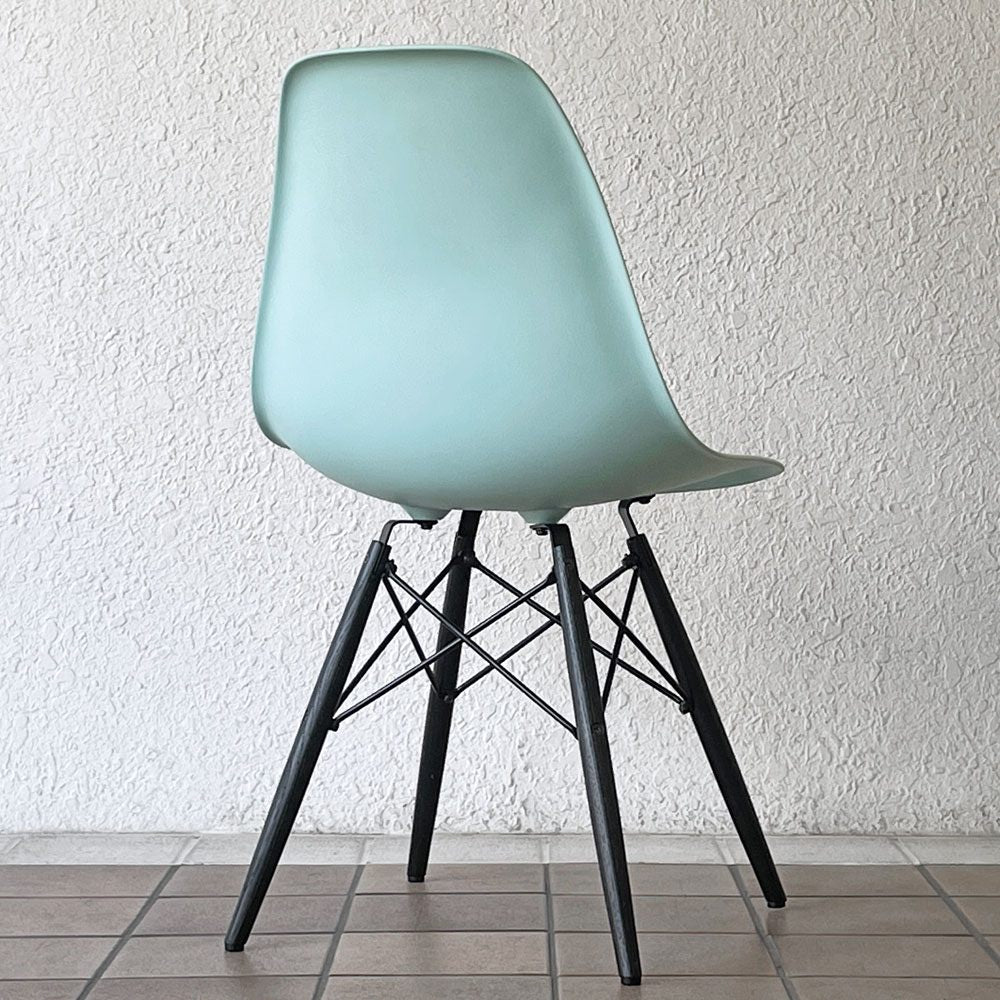 ハーマンミラー HermanMiller サイドシェルチェア ドゥエルレッグ DSW アクアスカイ × エボニー ポリプロピレン製 イームズ ミッドセンチュリー ◇