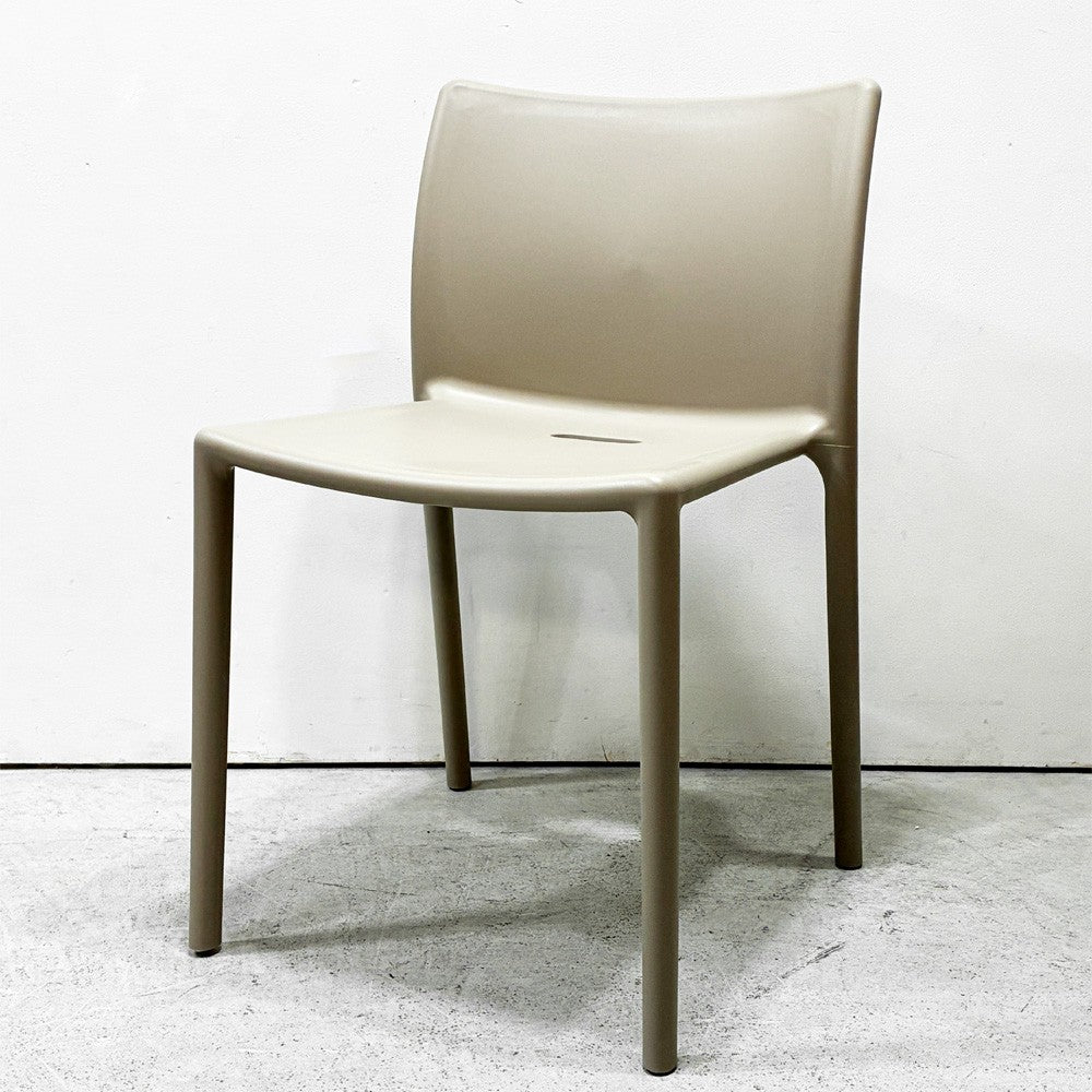マジス MAGIS エアチェア AIR CHAIR スタッキングチェア ダイニングチェア ベージュ ジャスパー・モリソン 新品未使用品 美品 C ●
