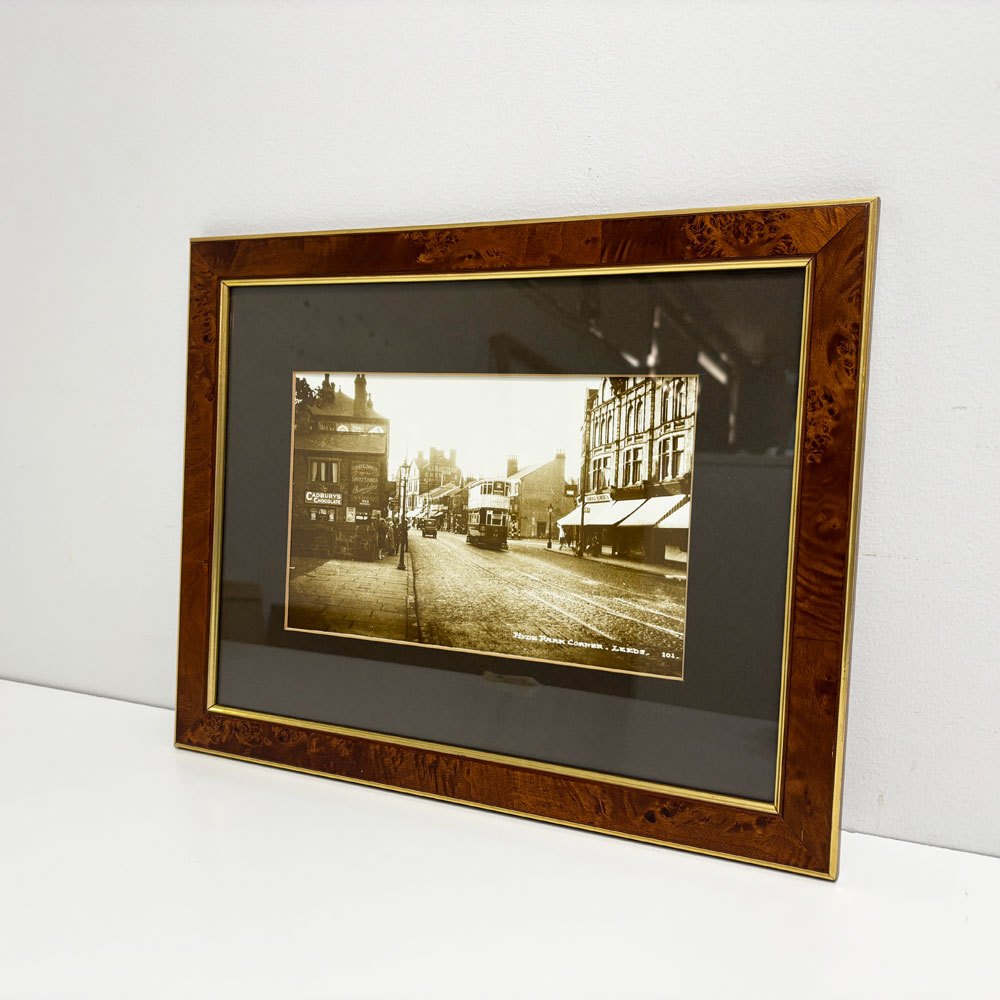フォトグラフフレーム HYDE PARK CONNER LEEDS 101 レトロ セピア写真 UK 英国 イギリス 風景 町並み インテリア雑貨 額装品 ●