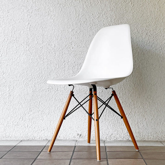 ヴィトラ vitra サイドシェルチェア ポリプロピレン製 ホワイト ドゥエルレッグ DSW C&R イームズ ミッドセンチュリー ◇