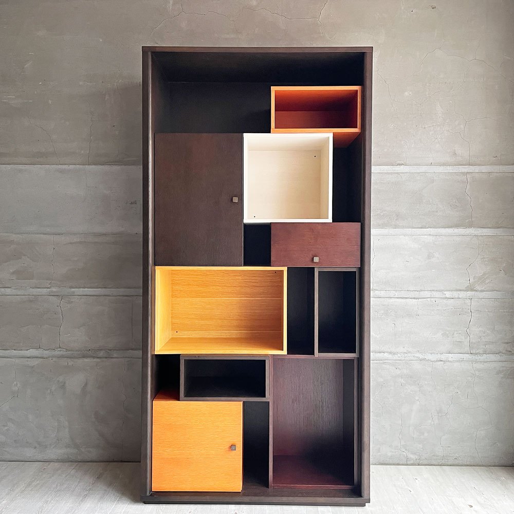 イデー IDEE コントゥールシェルフ CONTOUR SHELF シェルフ ダークブラウン ナラ材 真鍮 戸棚2枚 抽斗1杯  壁面収納 参考定価￥399,000- 廃番♪