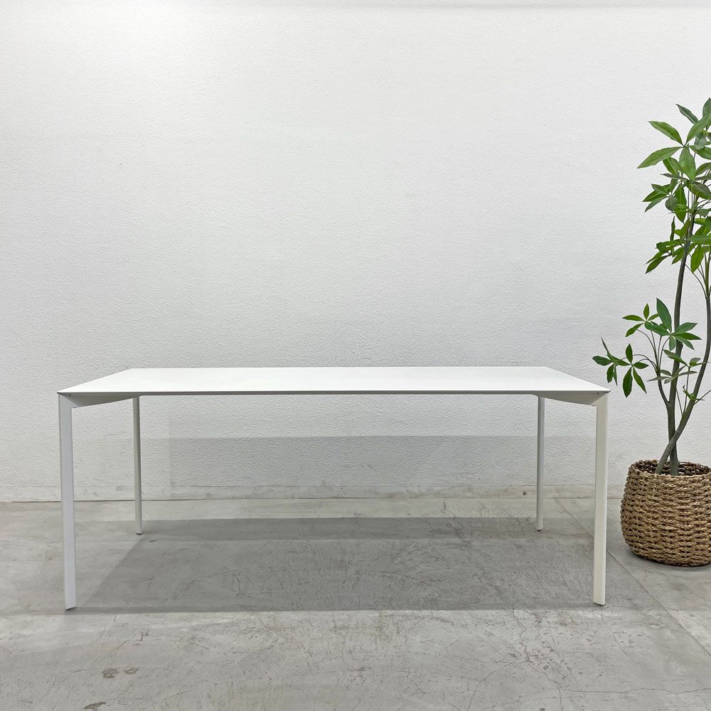 カッシーナイクスシー Cassina ixc リトモ RITMO ダイニングテーブル ワーキングテーブル メラミン天板 モダン イタリア 定価310,200円 〓