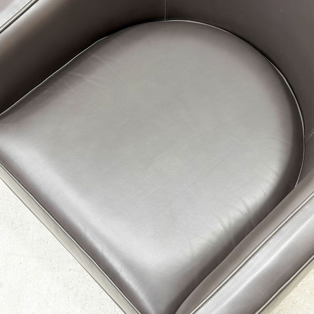 カッシーナイクスシー Cassina ixc. ノルマンディドゥー NORMANDIE II ラウンジチェア 1Pソファ 本革 ダークブラウン フィリップユーレル  ●