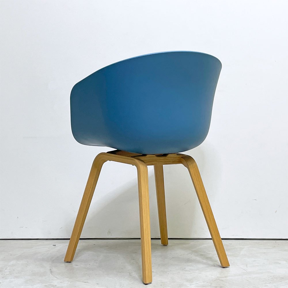 ヘイ HAY アバウト ア チェア ABOUT A CHAIR AAC22 アームチェア ダイニングチェア アズールブルー 木製脚 ヒー・ウェリング 北欧モダン デンマーク ●
