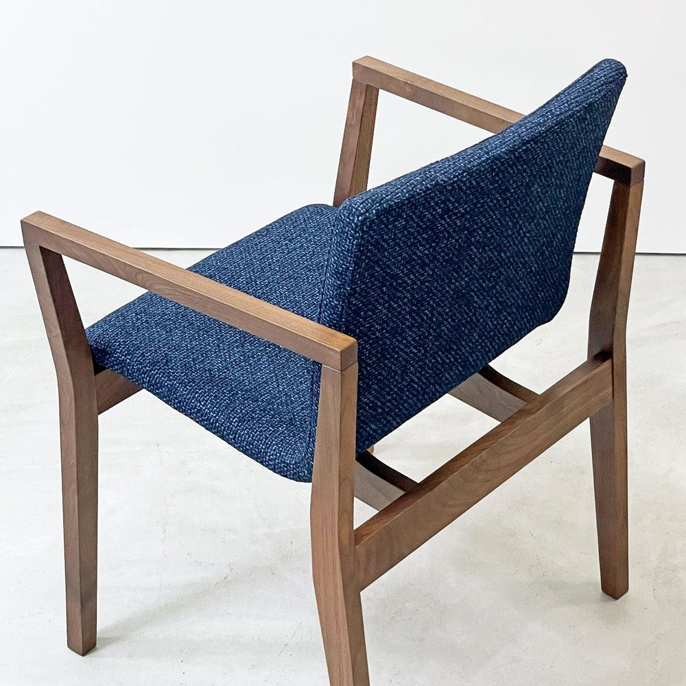 ニッポネア NiPPONAIRE マツカゼ ダイニングチェア アームチェア ウォールナット材 関家具 展示未使用品 ●