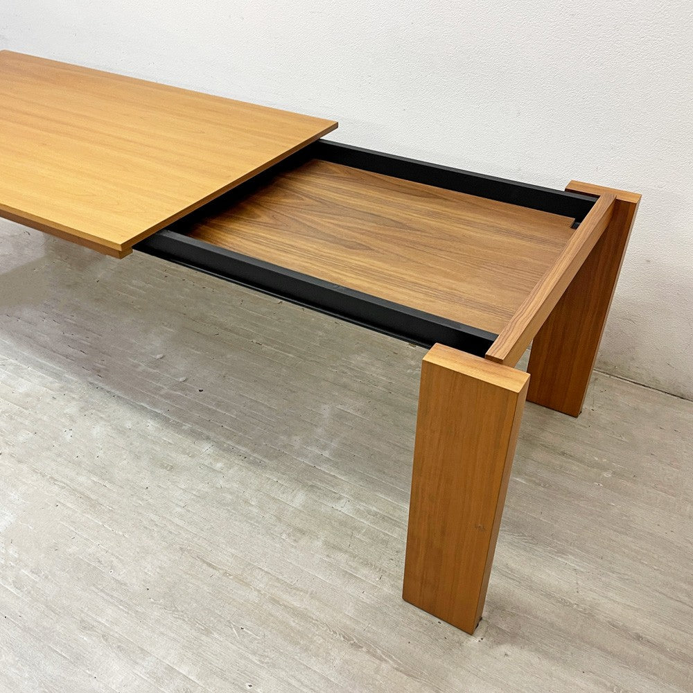 ポラダ porada ケビン KEVIN エクステンション ダイニングテーブル ウォールナット材 W150～236cm アクタス取扱 イタリア モダン ●