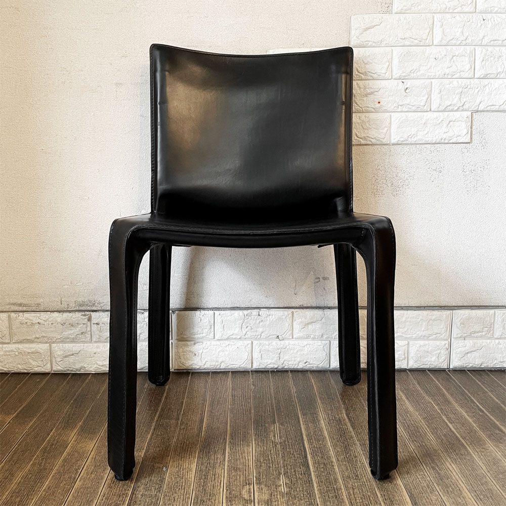 カッシーナ Cassina キャブチェア 412 CAB アームレス 本革 ブラック マリオ・ベリーニ イタリア モダンデザイン 定価￥308,000- ◎