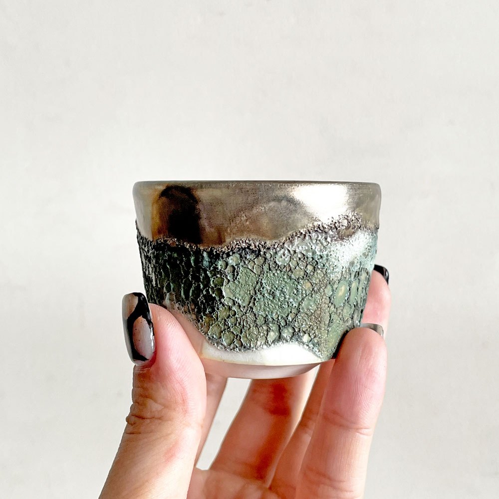 福村龍太 白銀彩 ぐい吞み 半磁器 Φ6.5×H5cm 日月窯 陶芸 現代作家 A ■