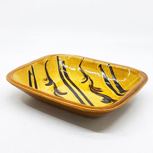 湯町窯 布志名焼 角皿  スリップウェア 浪紋濃茶 黄釉 W19.5cm 和食器 ●