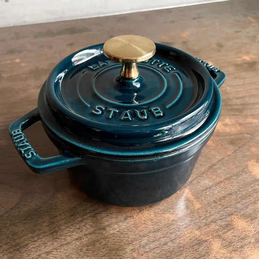 ストウブ STAUB ピコ ココット ラウンド 両手鍋 ラメール 14cm 鋳物 キャセロール ガス オーブン IH対応 フランス 把手付属 ♪