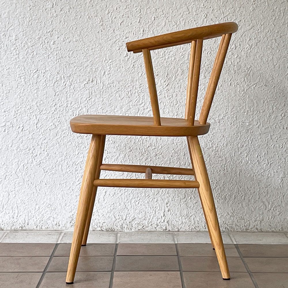 無印良品 MUJI オーク材 アームチェア 丸脚 ダイニングチェア スポークバック スモーカーズボウ 廃番仕様 B ◇