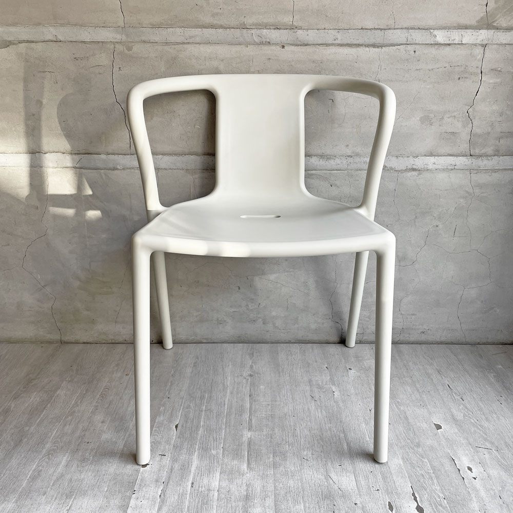 マジス MAGIS エアアームチェア AIR-ARM CHAIR ダイニングチェア ホワイト ジャスパー・モリソン Jasper Morrison スタッキング イタリア 定価￥34,100- ♪