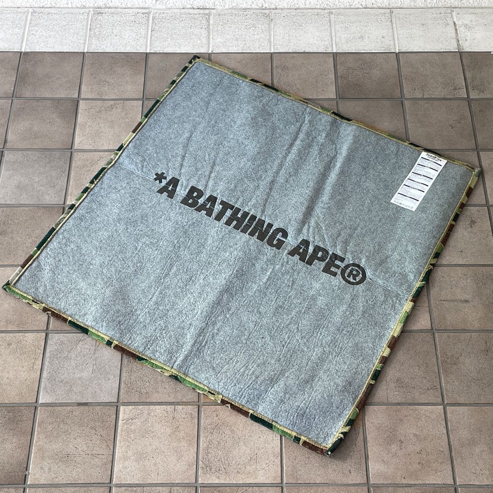 アベイシングエイプ A BATHING APE ラグ ABC CAMO RUG 100×100 カモ柄 ポリエステル ストリート 美品 ◇