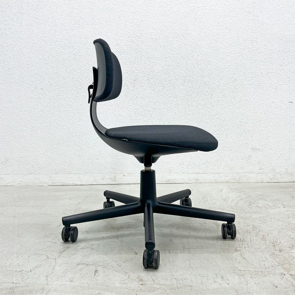 ヴィトラ vitra ルーキー Rookie デスクチェア キャスターチェア コンスタンチン・グルチッチ ブラック系ファブリック 定価￥66,000 〓