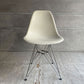 ハーマンミラー Herman Miller サイドシェルチェア ポリプロピレン製 ウェハーカラー WAFER 廃番色 エッフェルベース C&R イームズ ミッドセンチュリー ♪