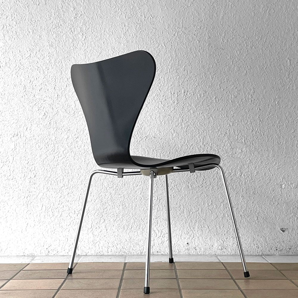 フリッツハンセン Fritz Hansen 3107 セブンチェア ラッカー ブラック スタッキング アルネ・ヤコブセン デンマーク 北欧家具 ◇