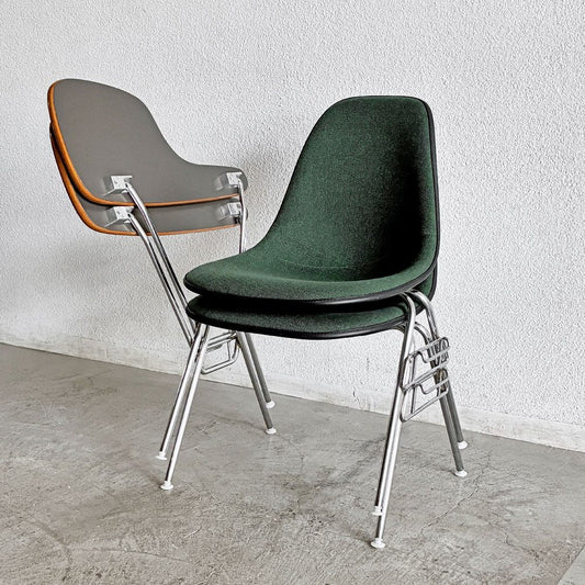 ハーマンミラー Herman Miller サイドシェルチェア セカンド 2nd ビンテージ アプホルスター スクールベース 肘掛けテーブル付 イームズ ミッドセンチュリー B 〓