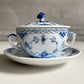 ロイヤルコペンハーゲン ROYAL COPENHAGEN ブルーフルーテッド ハーフレース スープカップ&ソーサー 陶器 北欧食器 廃番 箱付き 未使用 A ♪