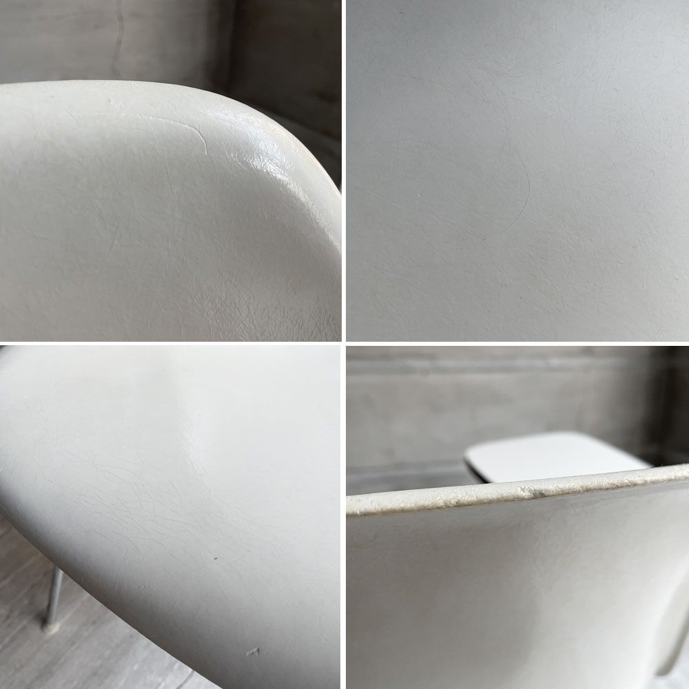 ハーマンミラー Herman Miller サイドシェルチェア セカンド 2nd ビンテージ FRP製 パーチメント スタッキングベース 肘掛けテーブル付 イームズ ミッドセンチュリー ♪