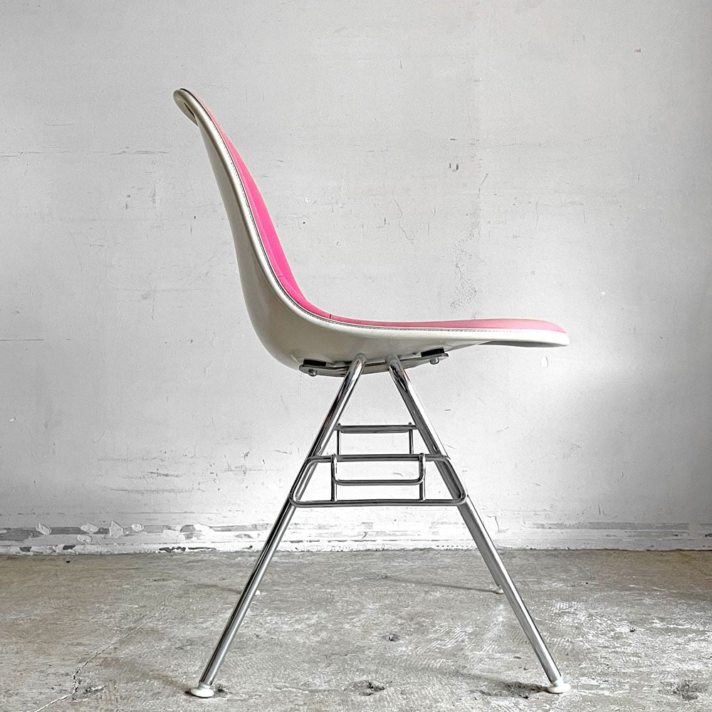 ハーマンミラー Herman Miller 3ndビンテージ サイドシェルチェア FRP製 PVCレザー スタッキングベース C&R イームズ ミッドセンチュリー A ■