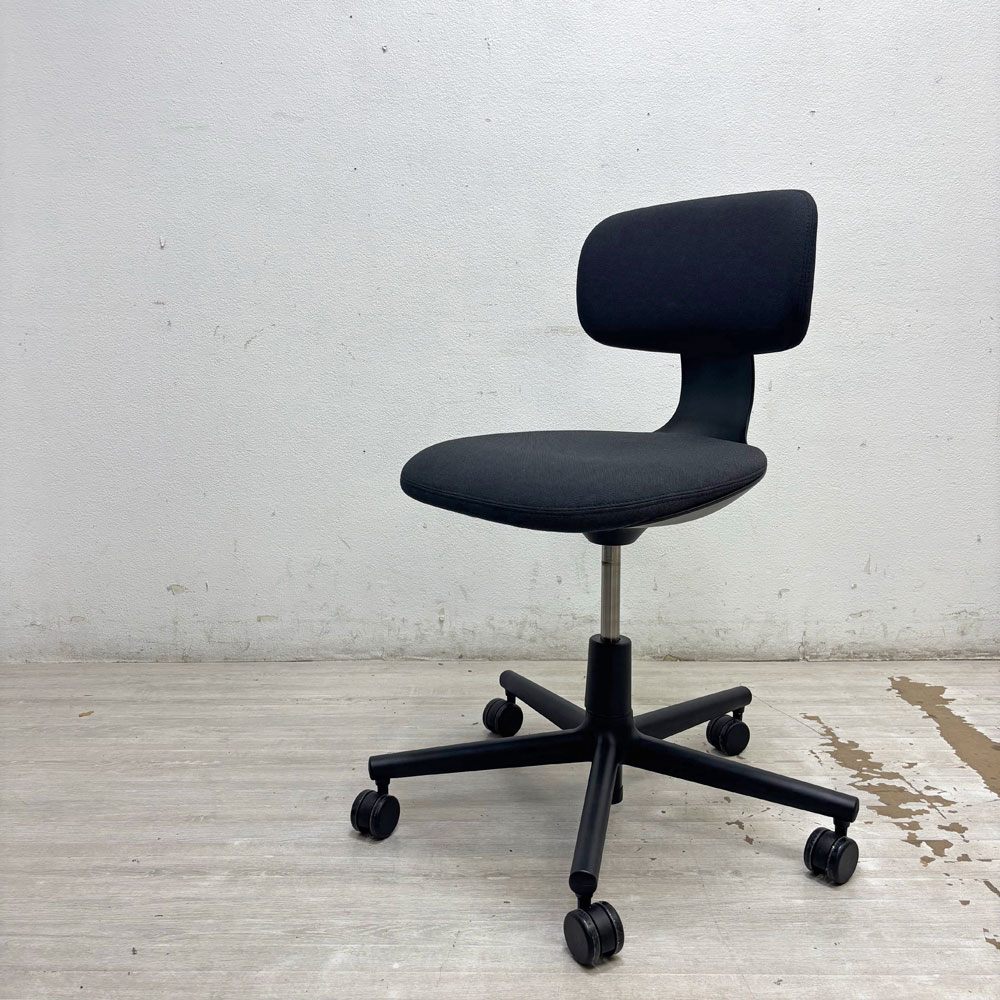 ヴィトラ vitra ルーキー Rookie デスクチェア キャスターチェア コンスタンチン・グルチッチ ブラック系 ファブリック 定価￥78,100- B ●
