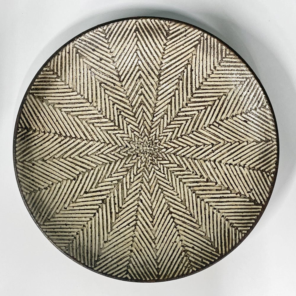池田大介 ヘリンボーン 8寸皿 プレート Φ26.5cm 現代作家 三島手 陶器 大皿 丸皿 盛り皿 和食器 ◎