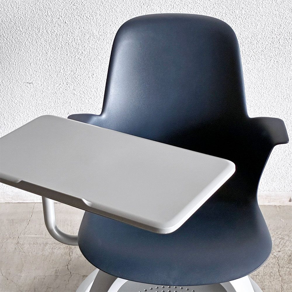 スチールケース Steelcase ノード node ミーティングチェア オフィスチェア ネイビー 可動式サイドテーブル＆キャスター付 A 〓