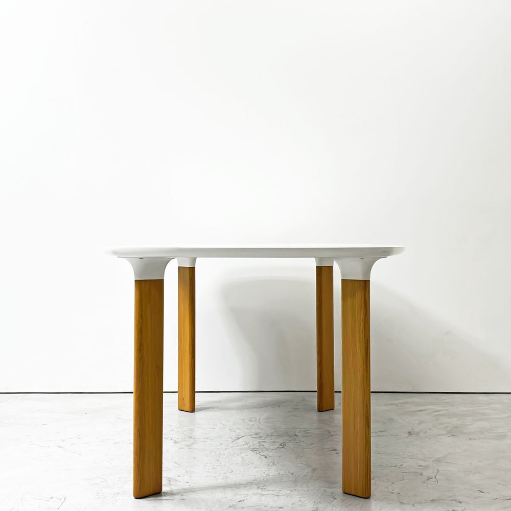 フリッツハンセン Fritz Hansen アナログテーブル Analog JH63 ラミネートトップ オーク無垢材 ダイニングテーブル デンマーク 定価約￥344,080- ●