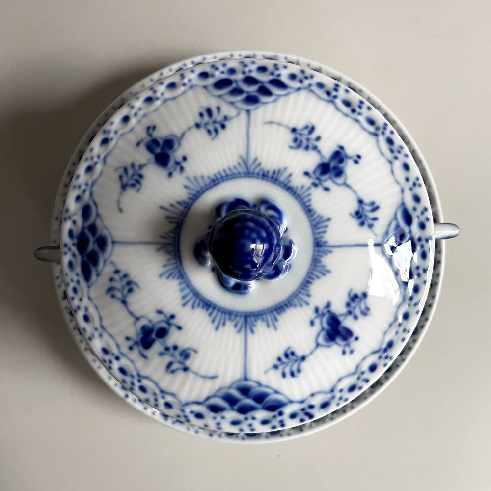 ロイヤルコペンハーゲン ROYAL COPENHAGEN ブルーフルーテッド ハーフレース スープカップ&ソーサー 陶器 北欧食器 廃番 箱付き 未使用 E ♪