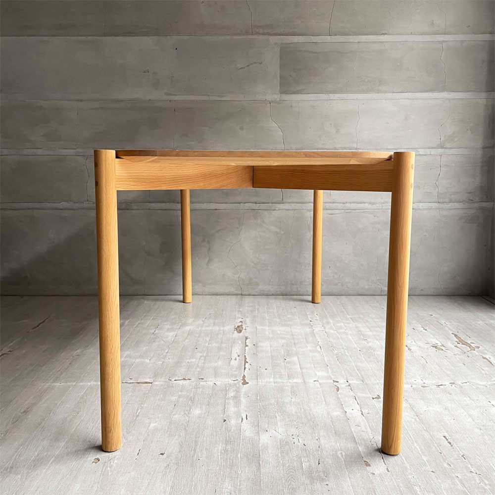 カリモクニュースタンダード Karimoku キャストール ダイニングテーブル CASTOR TABLE 150 国産ナラ材 ピュアオークカラー 定価145,200円 ♪