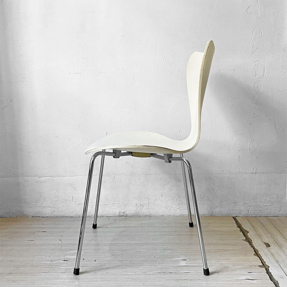 フリッツハンセン Fritz Hansen セブンチェア ラッカー ホワイト スタッキング アルネ・ヤコブセン デンマーク 北欧家具 B ★