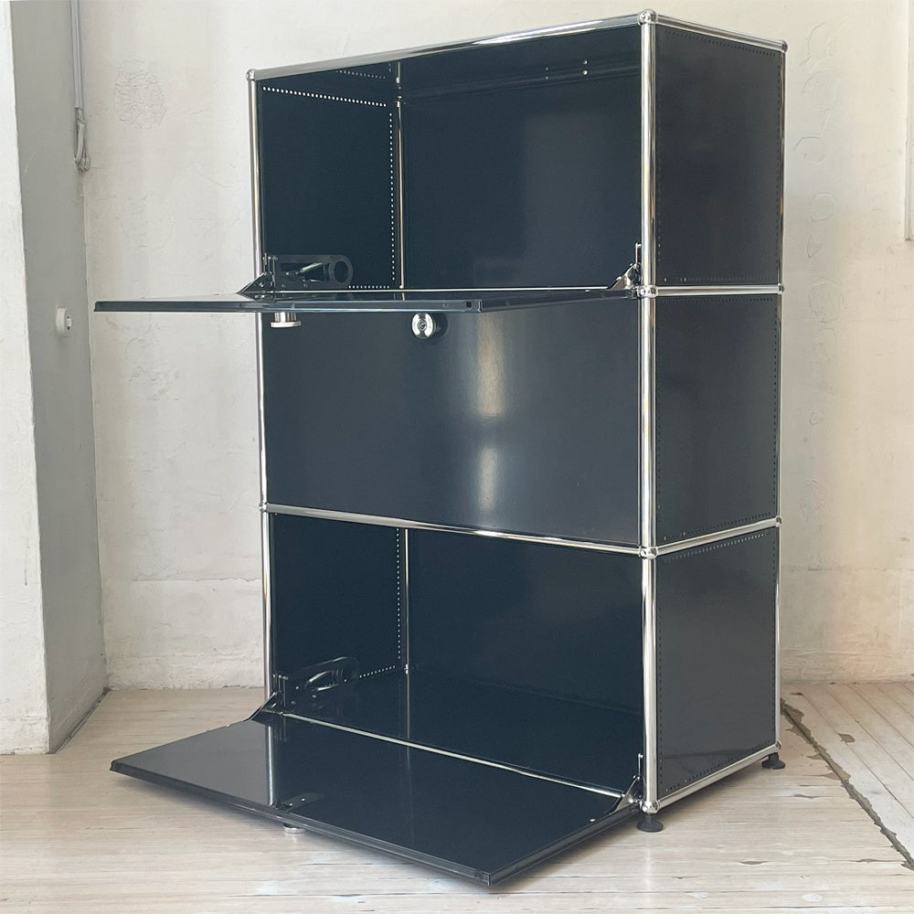 ユーエスエムハラー USM Haller モジュラーファニチャー Modular Furniture 1列3段 キャビネットシェルフ ドロップダウン扉×3ドア 鍵付 26万円程 ★