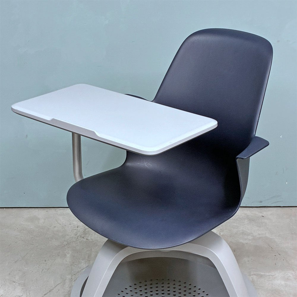 スチールケース Steelcase ノード node ミーティングチェア オフィスチェア ネイビー 可動式サイドテーブル＆キャスター付 ◎