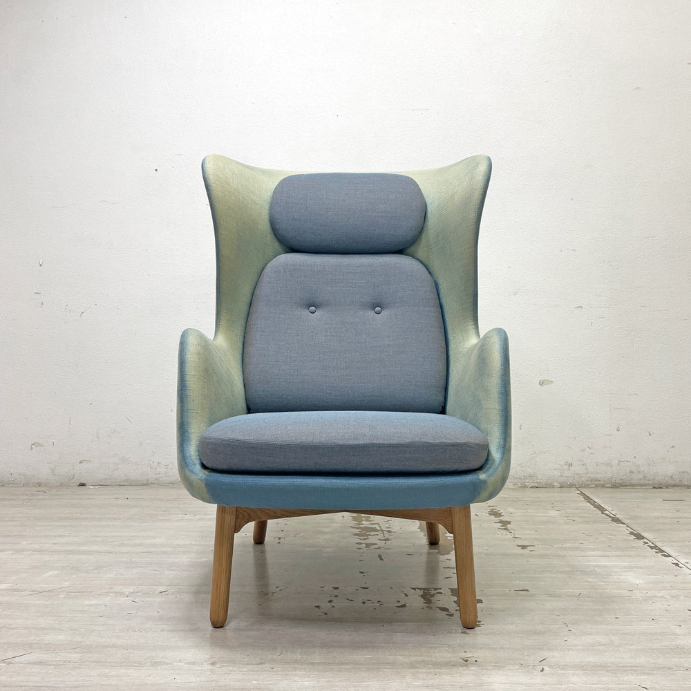 フリッツハンセン Fritz Hansen ロオチェア RO JH2 ラウンジチェア ハイバック Faded Denim Blue ファブリック オーク材フレーム ハイメ・アジョン 北欧モダン●
