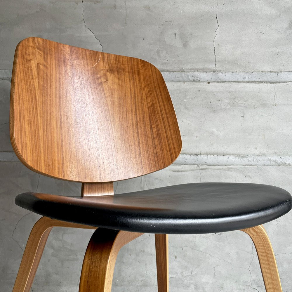ボーコンセプト BoConcept オーフス Aarhus ダイニングチェア ウォールナット材 プライウッド PVCレザー デンマーク 北欧モダン 廃番 A ♪