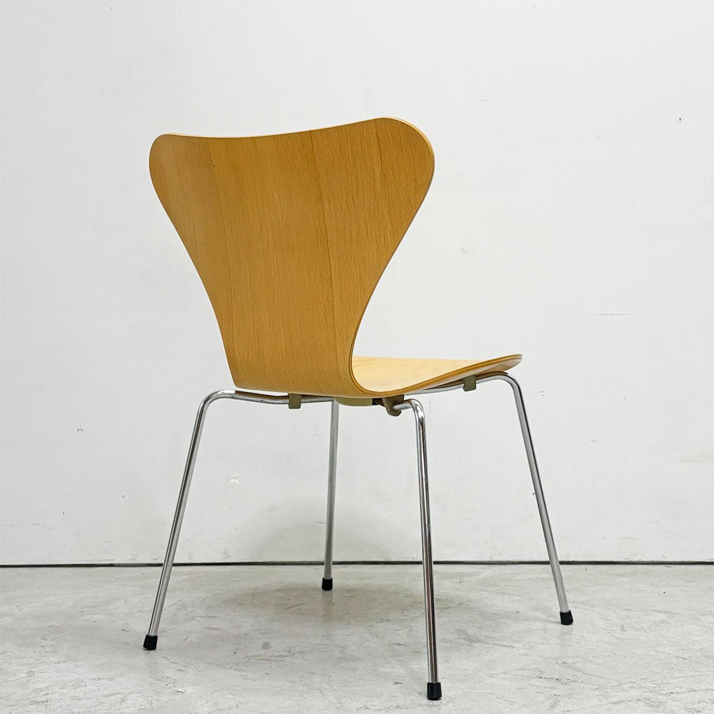 フリッツハンセン Fritz Hansen 3107 セブンチェア ラッカー仕上げ スタッキング アルネ・ヤコブセン デンマーク 北欧家具 ビンテージ B ●
