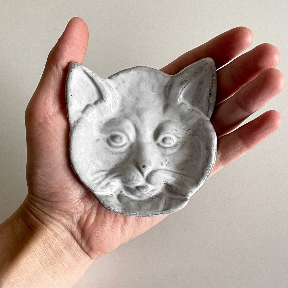 アスティエ・ド・ヴィラット ASTIER de VILLATTE シアン・エ・シャ Chien et Chat キャットディッシュ プレート 猫 Φ9cm 陶器 フランス ■