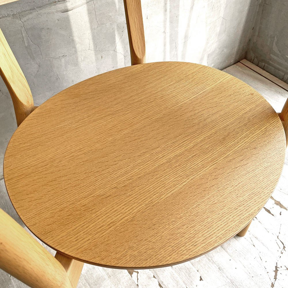 カリモクニュースタンダード KARIMOKU NEW STANDARD キャストールアームチェアプラス Castor Armchair Plus ダイニングチェア ピュアオーク PURE OAK  定価 ¥ 78,100- 美品 ♪