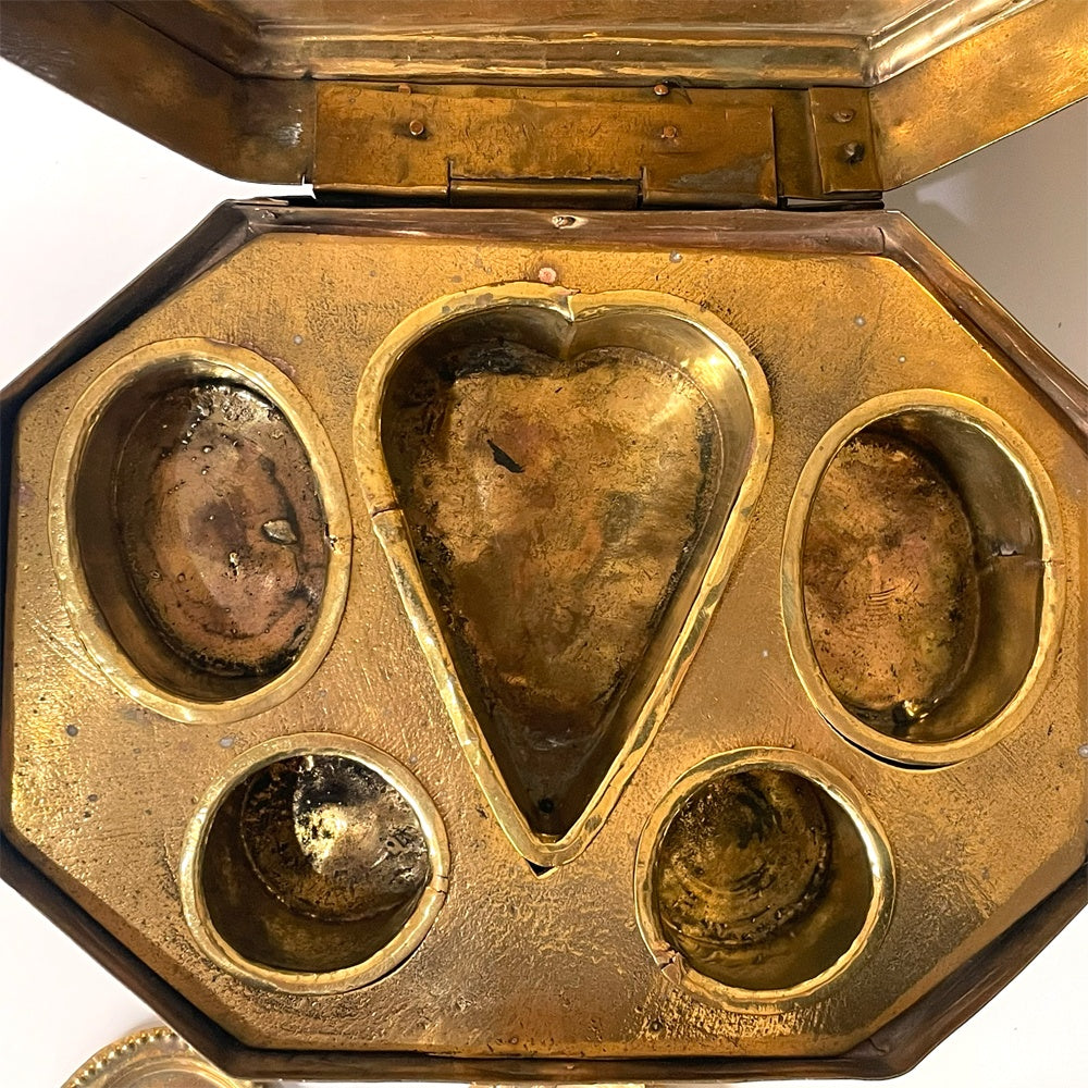 真鍮 スパイスボックス spicebox マサラダバ medicine case アクセサリーボックス インド 手工芸品 ★