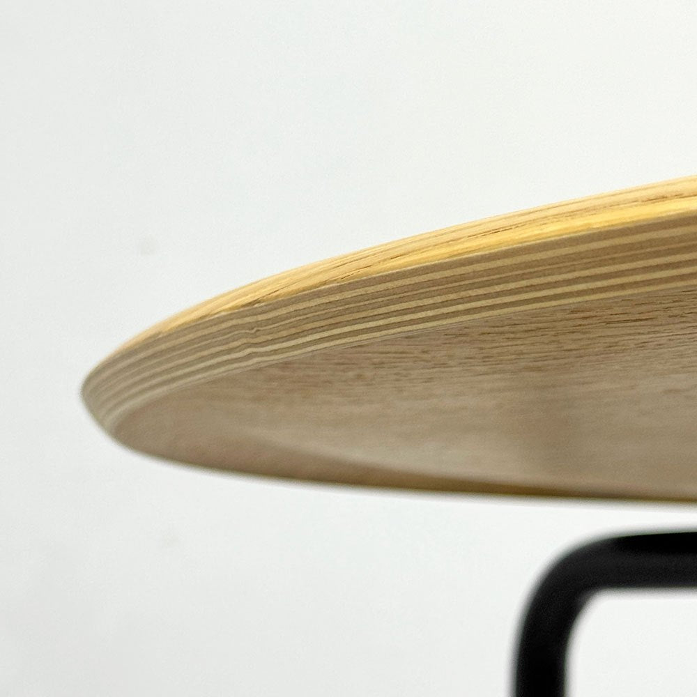 エンゲルブレヒト Engelbrechts ケヴィ KEVI 2010 ダイニングテーブル オーク材 プライウッド カフェテーブル 70cm 3本脚 ヨルゲン・ラスムッセン デンマーク 未使用品 B ●