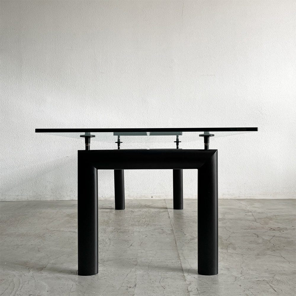 カッシーナ Cassina ターブル・テューブ・ダヴィオン 6 TABLE TUBE D’AVION LC6 ダイニングテーブル クリアガラス天板 ブラック脚 W225×D85cm ル・コルビジェ 定価￥1,111,000- 〓