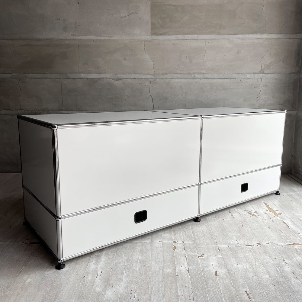 ユーエスエムハラー USMハラー USM Haller モジュラーファニチャー キャビネット シェルフ 2列2段 ドロップダウンドア ピュアホワイト ソフトクローズ機能 スイス 定価￥264,836-♪