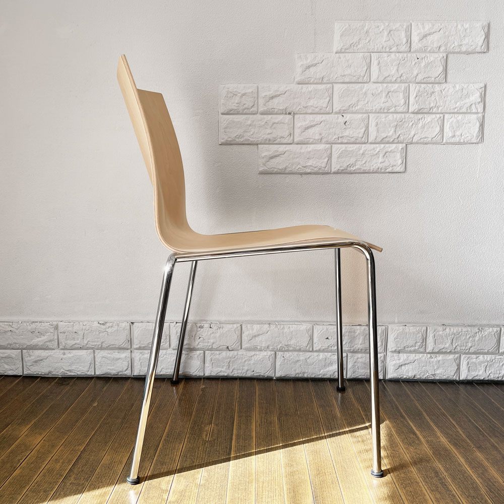 エンゲルブレヒト Engelbrechts チャリック CHAIRIK 101 ダイニングチェア スタッキング 4本脚 アッシュ 未使用品 定価63,800円 A ◎