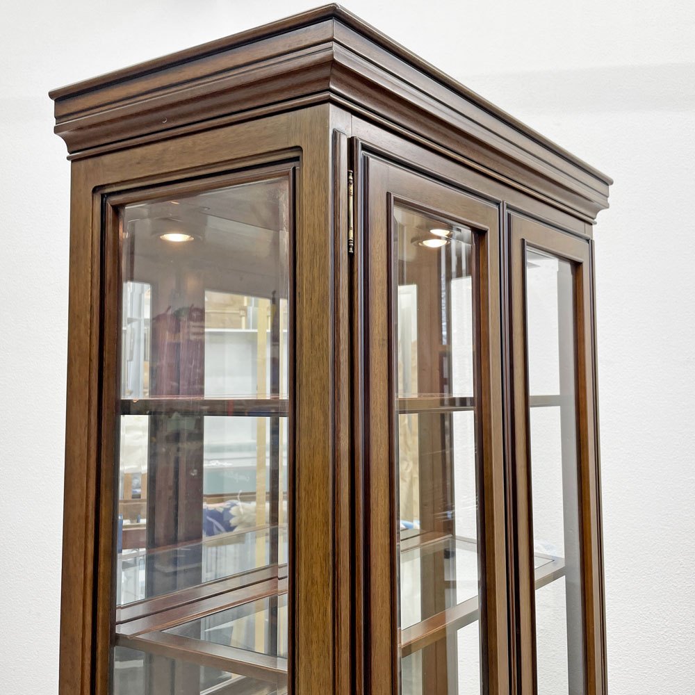 マルニ木工 maruni 地中海ロイヤル キュリオケース 飾り棚 ガラスキャビネット ディスプレイ 照明付き クラシカルデザイン 〓