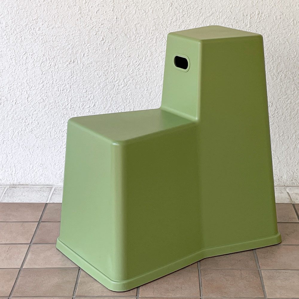 ヴィトラ vitra スツール ツール STOOL TOOL コンスタンチン・グルチッチ スタッキング インダストリアルグリーン スイス 定価48,400円 ◇