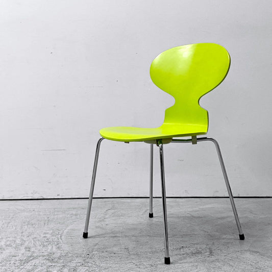 フリッツハンセン Fritz Hansen アントチェア ANT CHAIR 4本脚  ヴァーナルグリーン ライムカラー ラッカー仕上げ アルネ・ヤコブセン デンマーク 北欧家具  ●