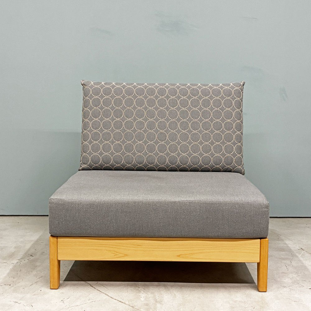 キシル XYL ソファ S1.4 armless ミナ ペルホネン mina perhonen タンバリン生地 グレー 参考価格：¥156,000- ◎