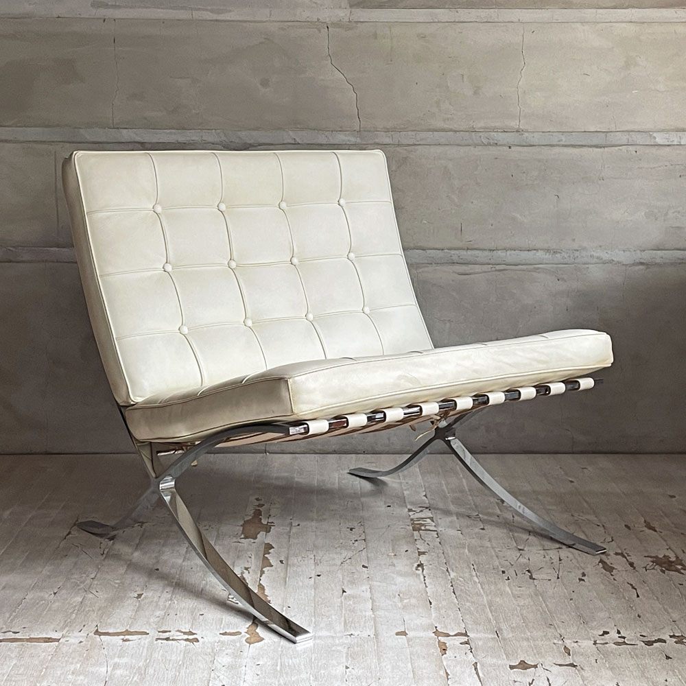 バルセロナチェア Barcelona Chair 1シーター レザー ホワイト リプロダクト品 1シーターソファ ミース・ファン・デル・ローエ モダンデザイン ♪
